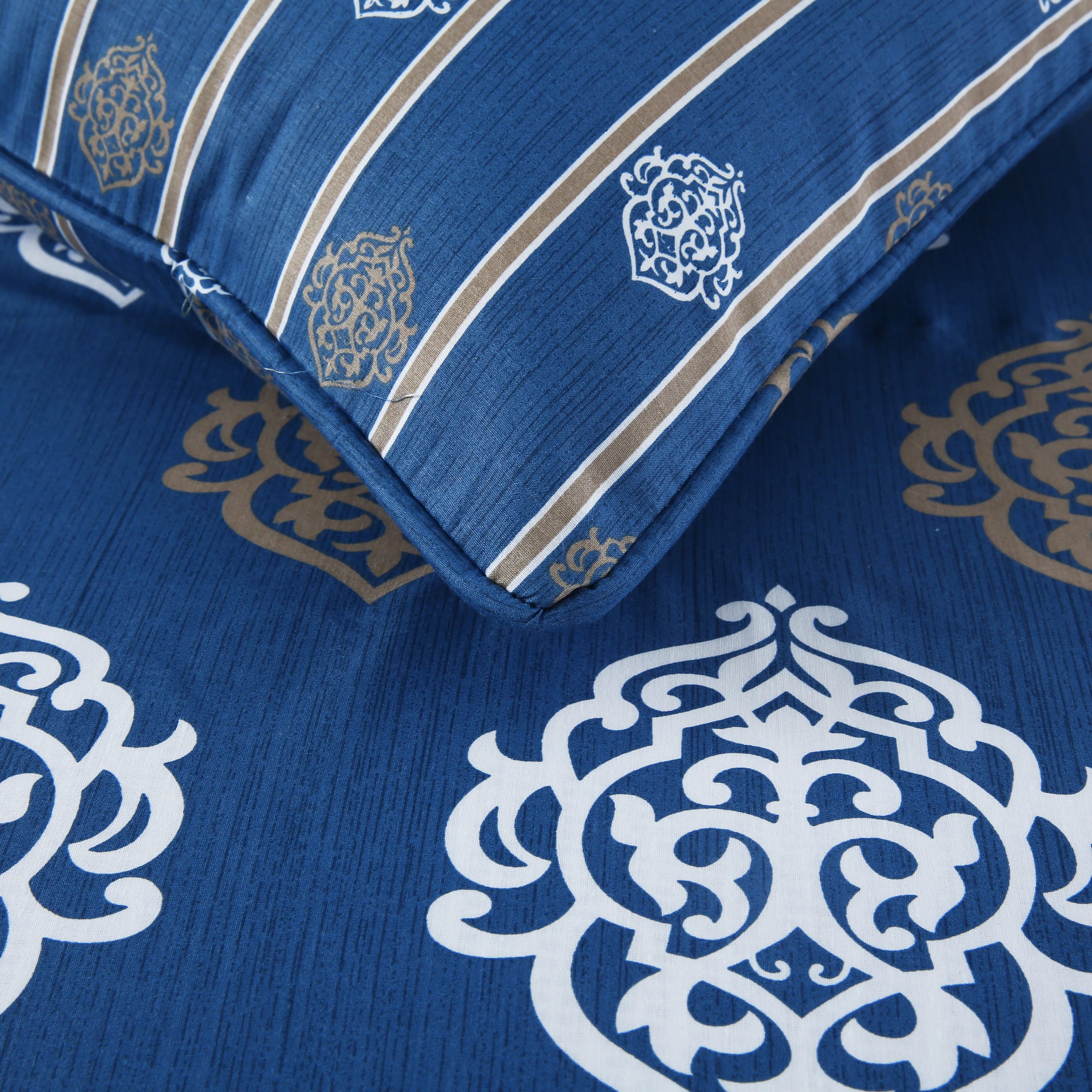Hushed Indigo Bedsheet Set -