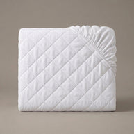 Waterproof quilted mattress protector
