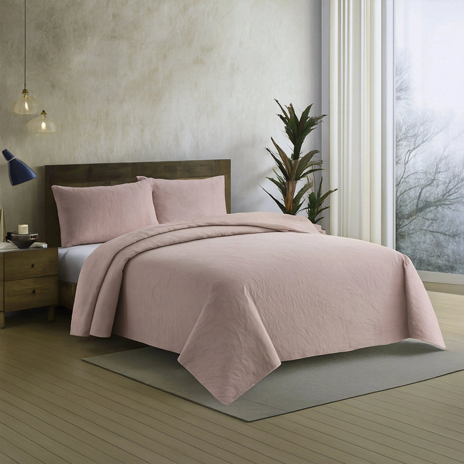 Blush Leaf Bedspread -