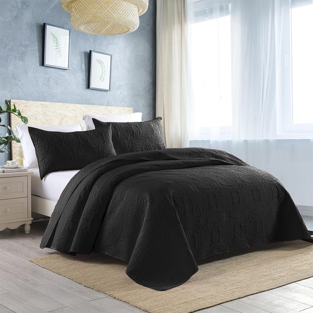 Charcoal Leaf Bedspread - Black