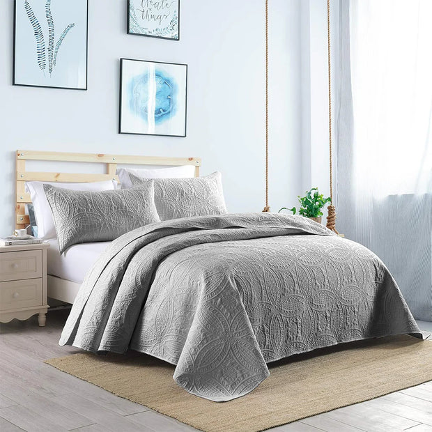 Charcoal Leaf Bedspread -