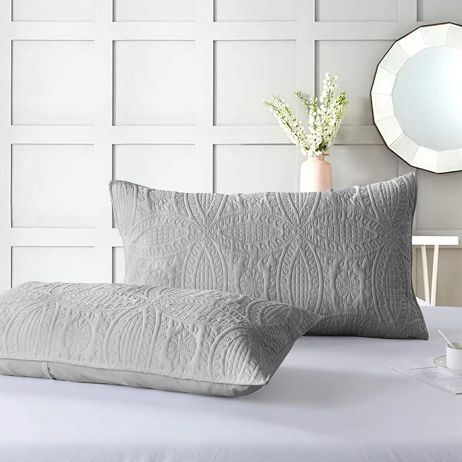 Charcoal Leaf Bedspread -