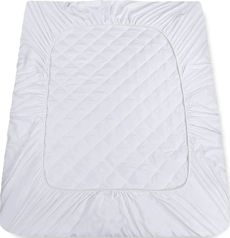 Waterproof quilted mattress protector -