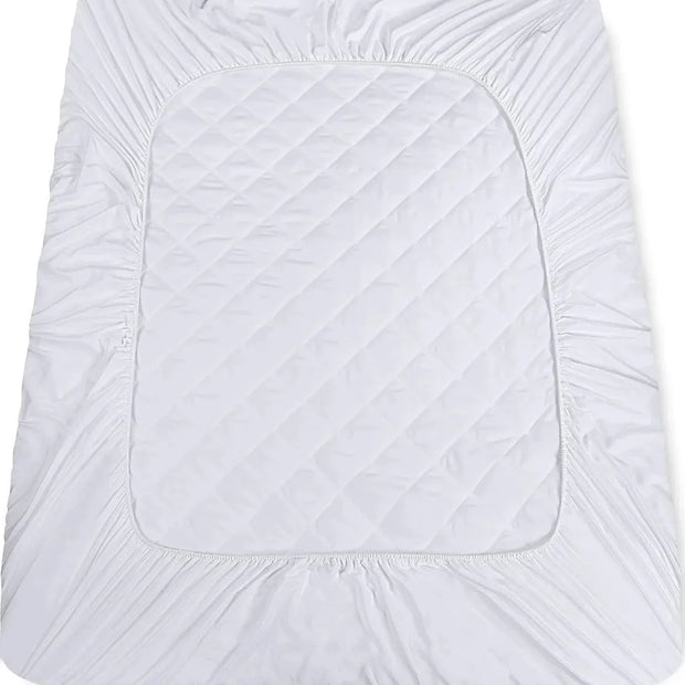 Waterproof quilted mattress protector -